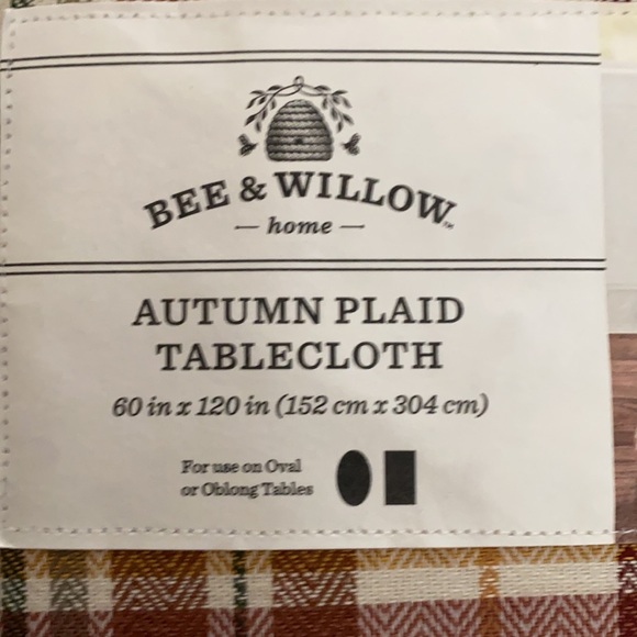 Bee and willow table cloth - Picture 2 of 2